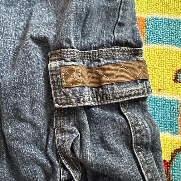 🐠2/$10🐠 Boys cargo jean shorts 🩳 - Picture 3 of 4